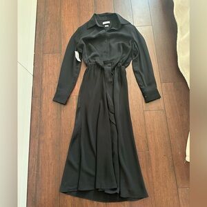 Aritzia Babaton Abbey Long Sleeve Dress